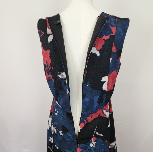 Cynthia Steffe V-Neck Floral Dress Size 8 - Picture 8 of 14